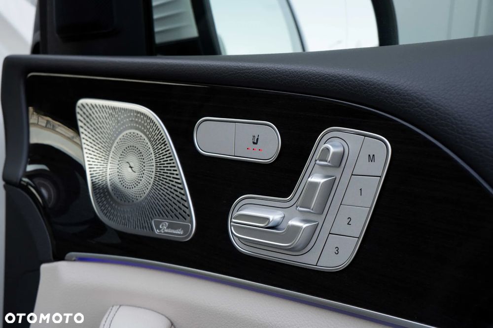Mercedes-Benz GLS - 15
