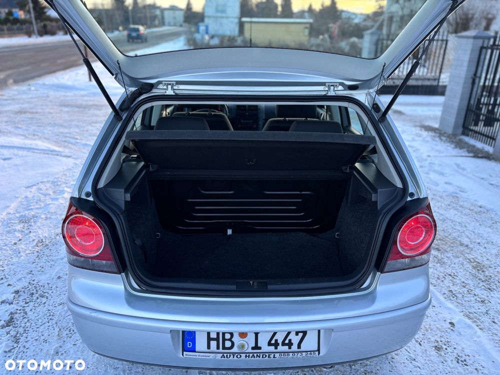 Volkswagen Polo - 14