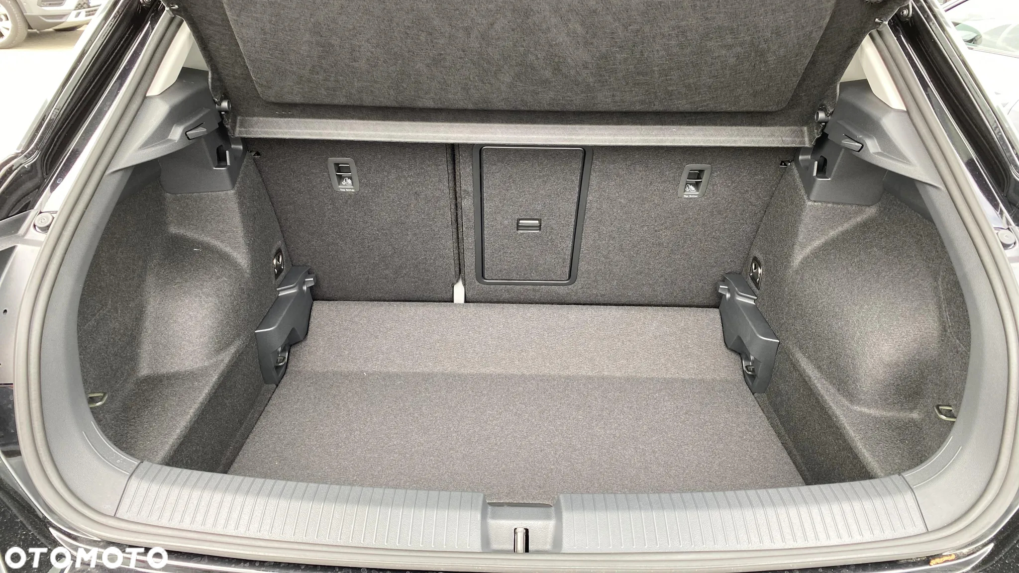 Volkswagen T-Roc 1.5 TSI Life Plus - 21