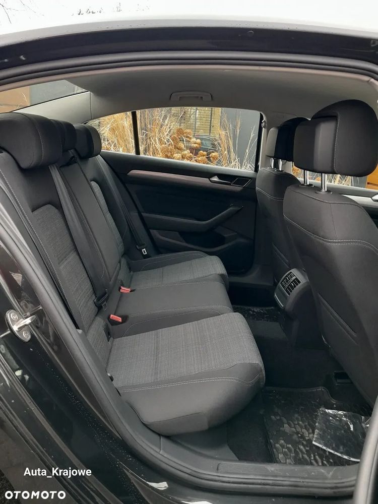 Volkswagen Passat 2.0 TSI Business DSG - 30