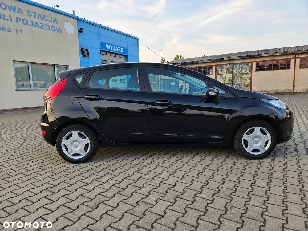 Ford Fiesta - 15