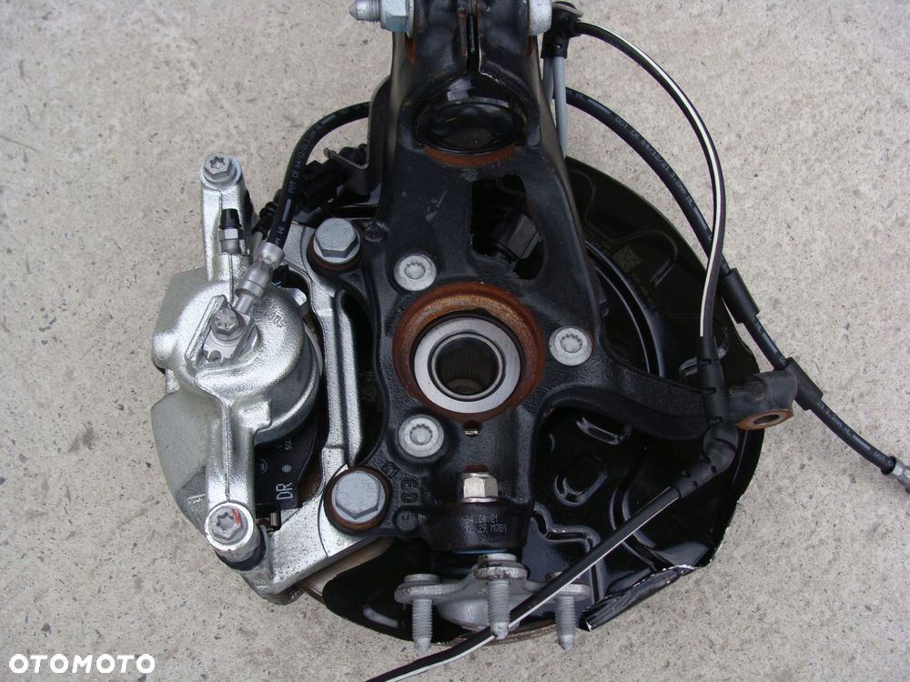 zwrotnica amortyzator prawy q2 t-roc ateca 2021r - 6