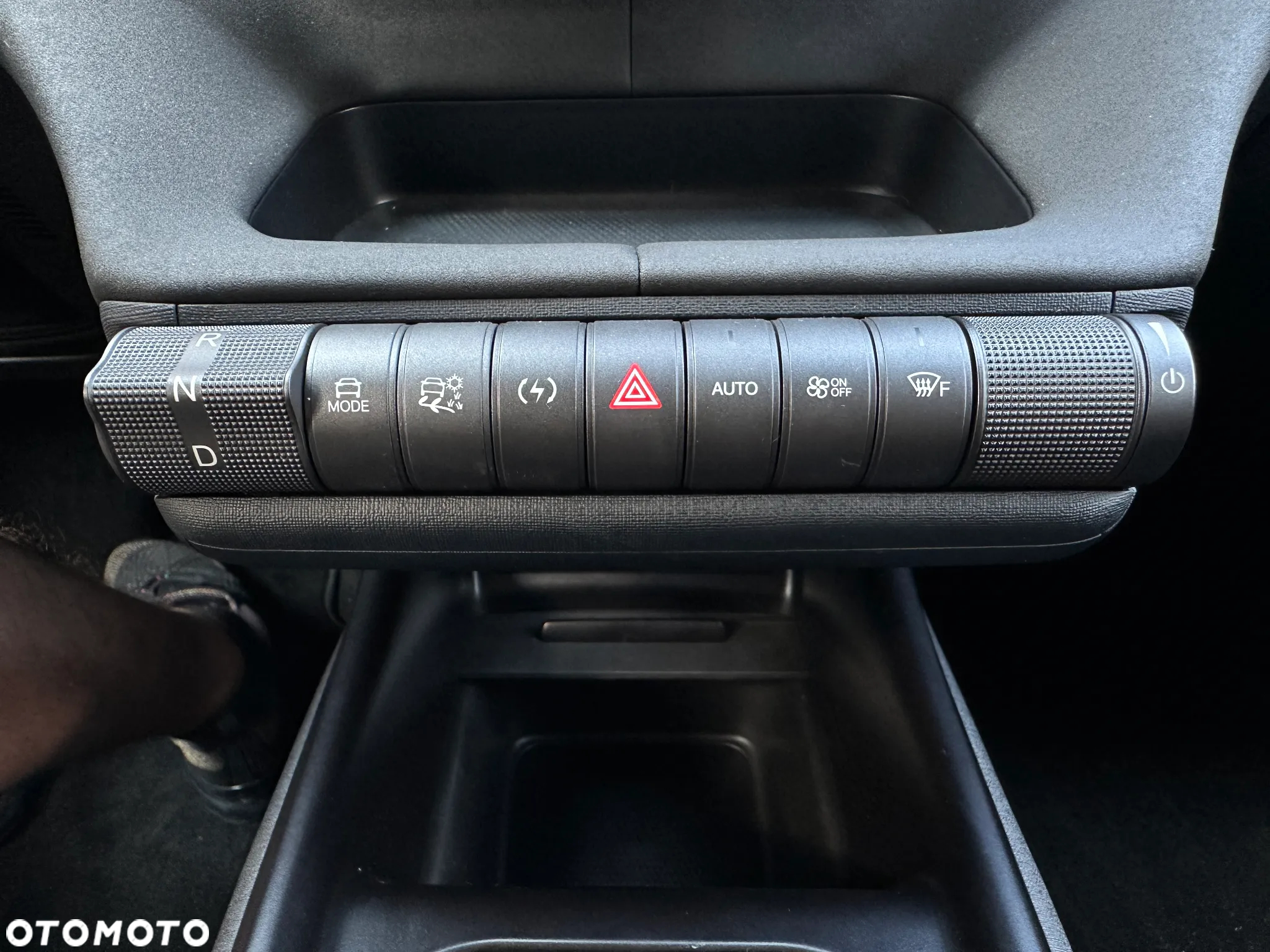 BYD Dolphin - 14