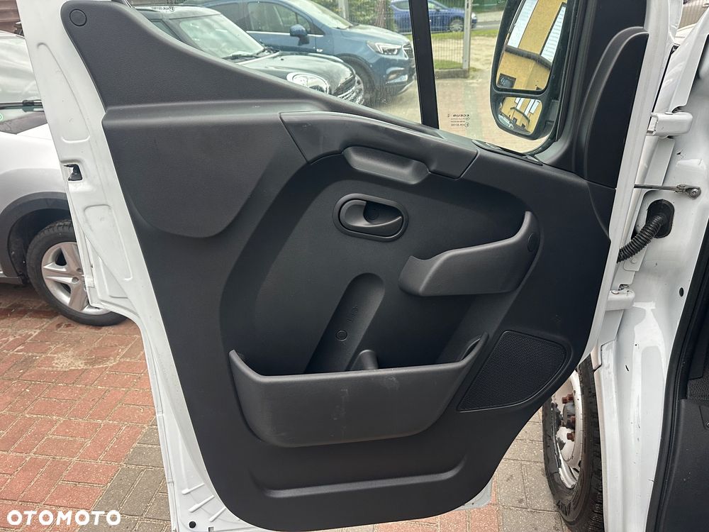 Renault MASTER - 9
