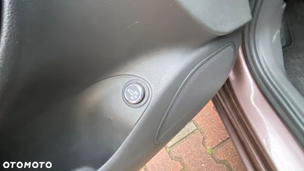 Opel Astra 1.6 D (CDTI) Start/Stop Business - 25