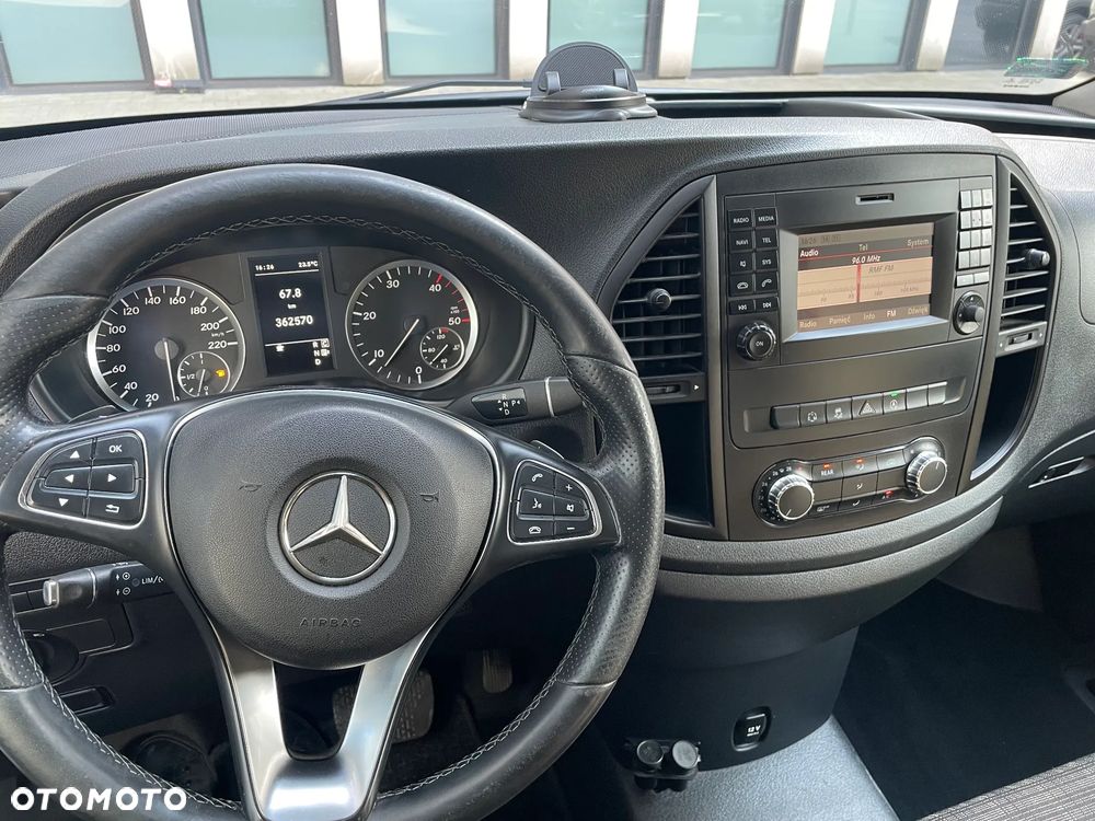 Mercedes-Benz Vito - 10