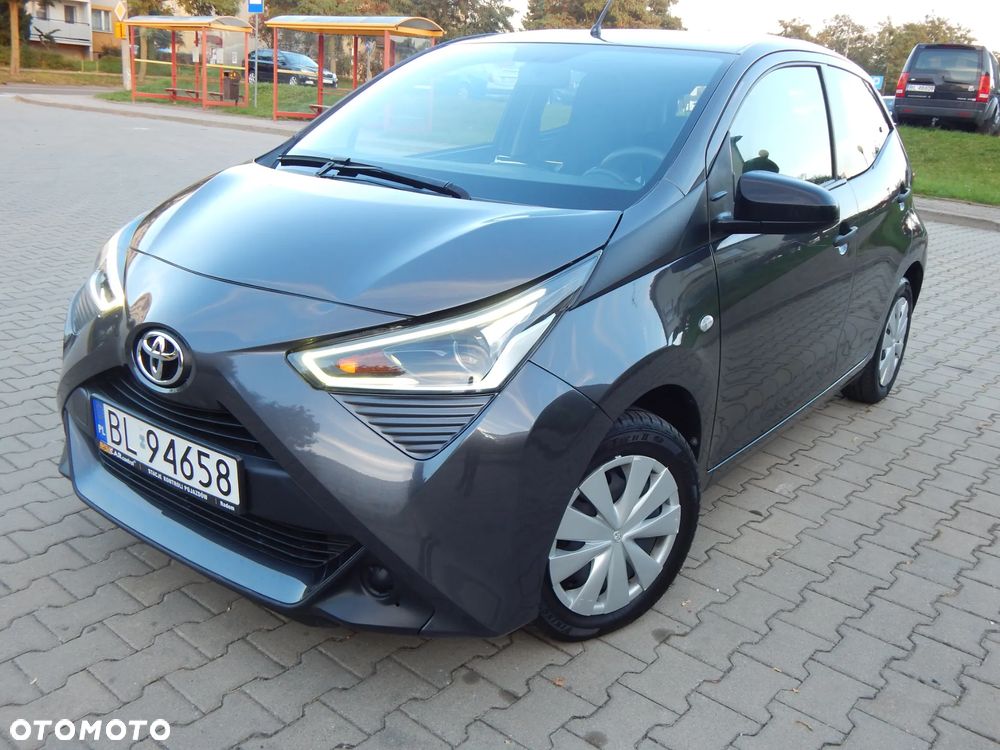 Toyota Aygo x-clusive Style Selection - 2