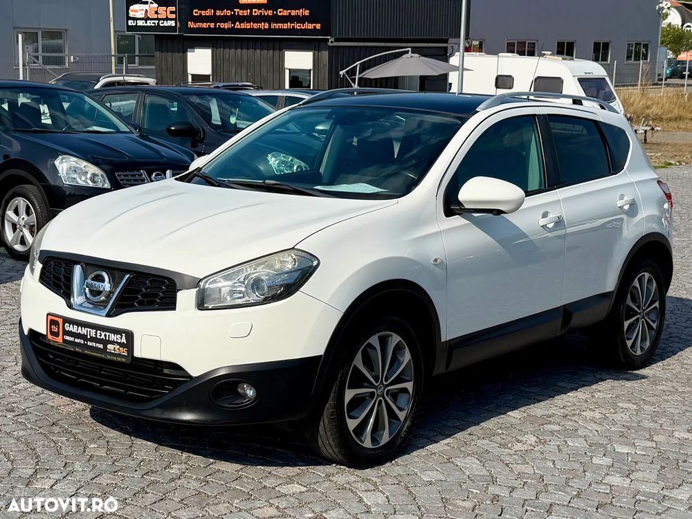 Nissan Qashqai 1.6 DCI N-Connecta - 1