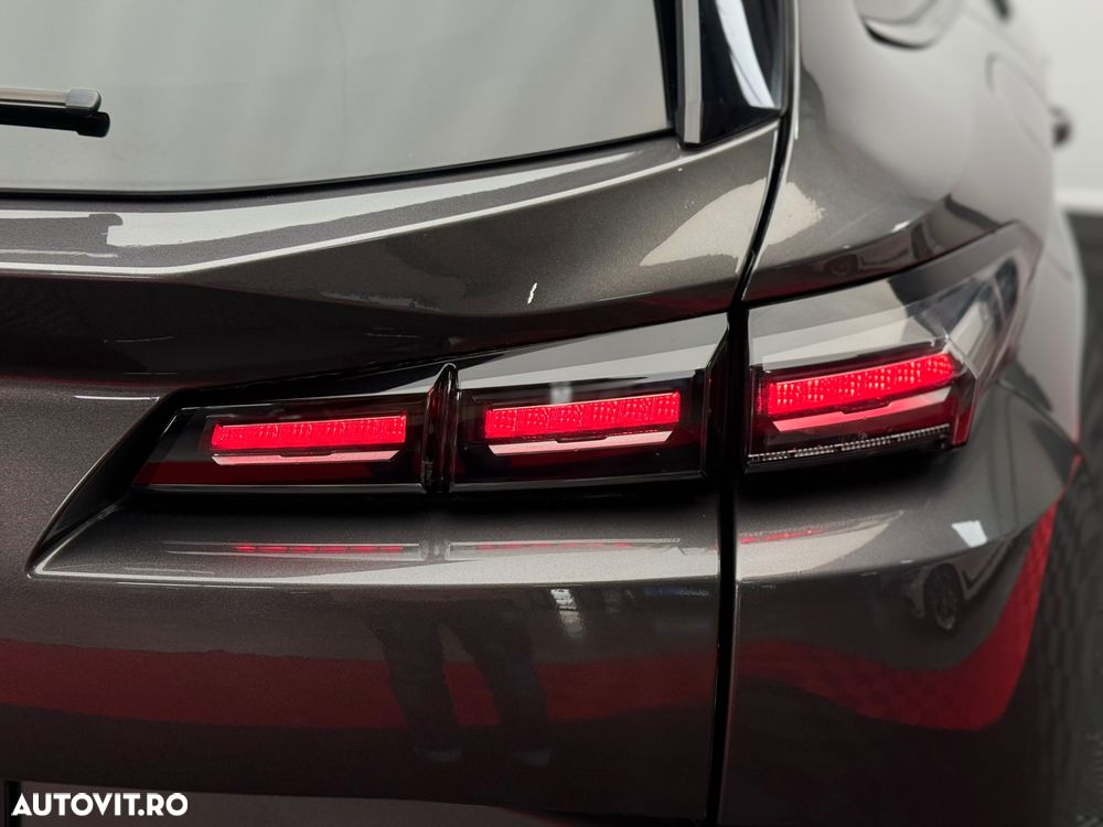 Peugeot 308 BlueHDi 130 EAT8 Allure - 33