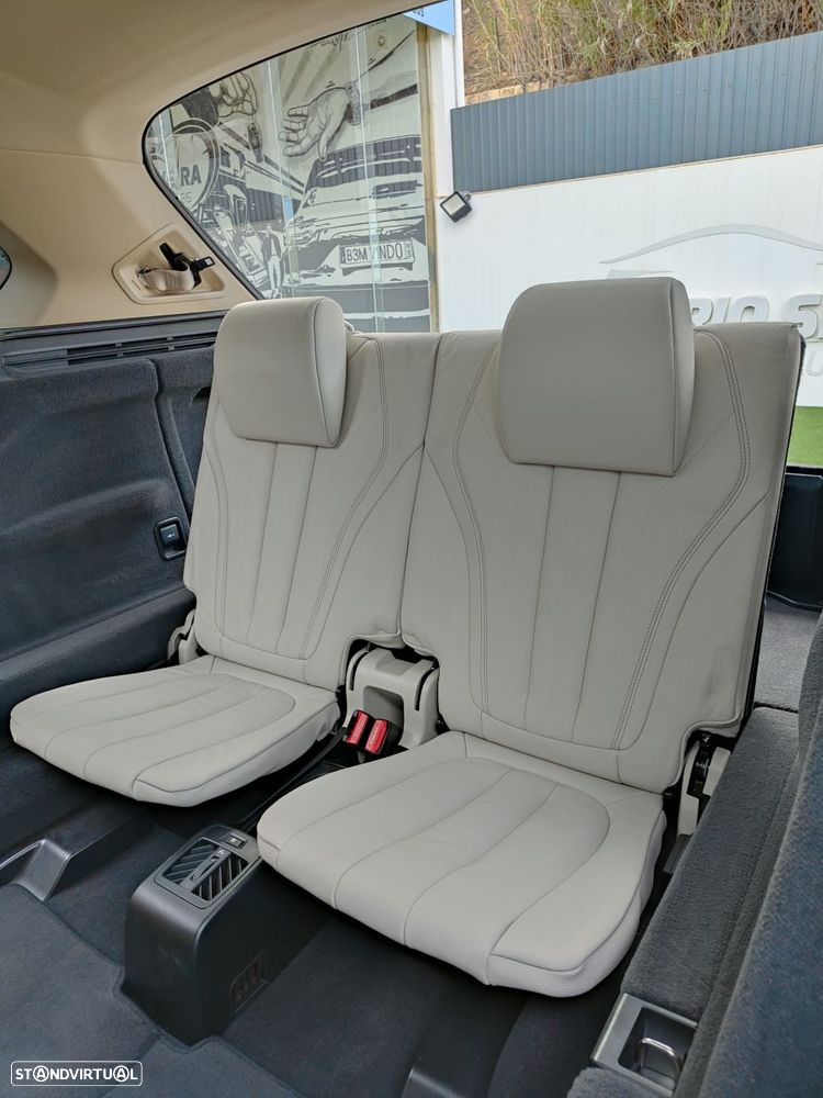 BMW X5 25 d sDrive Comfort 7L - 36