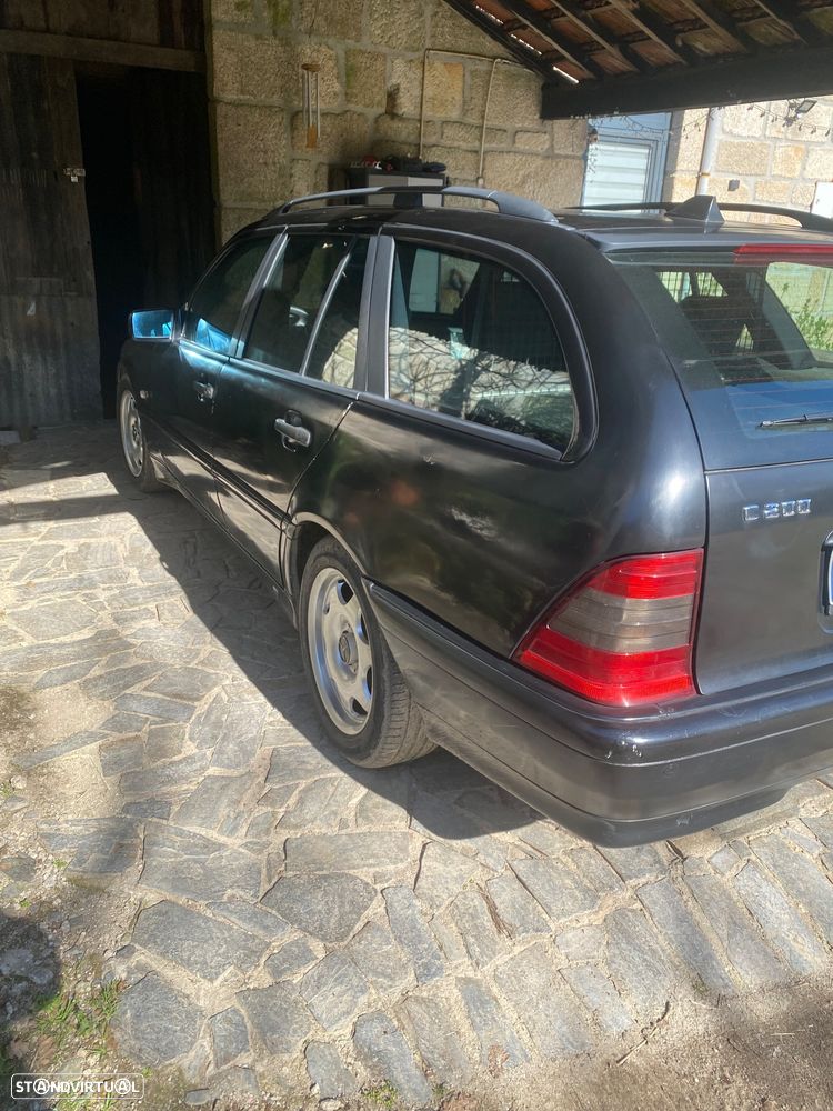 Mercedes-Benz C 200 - 7