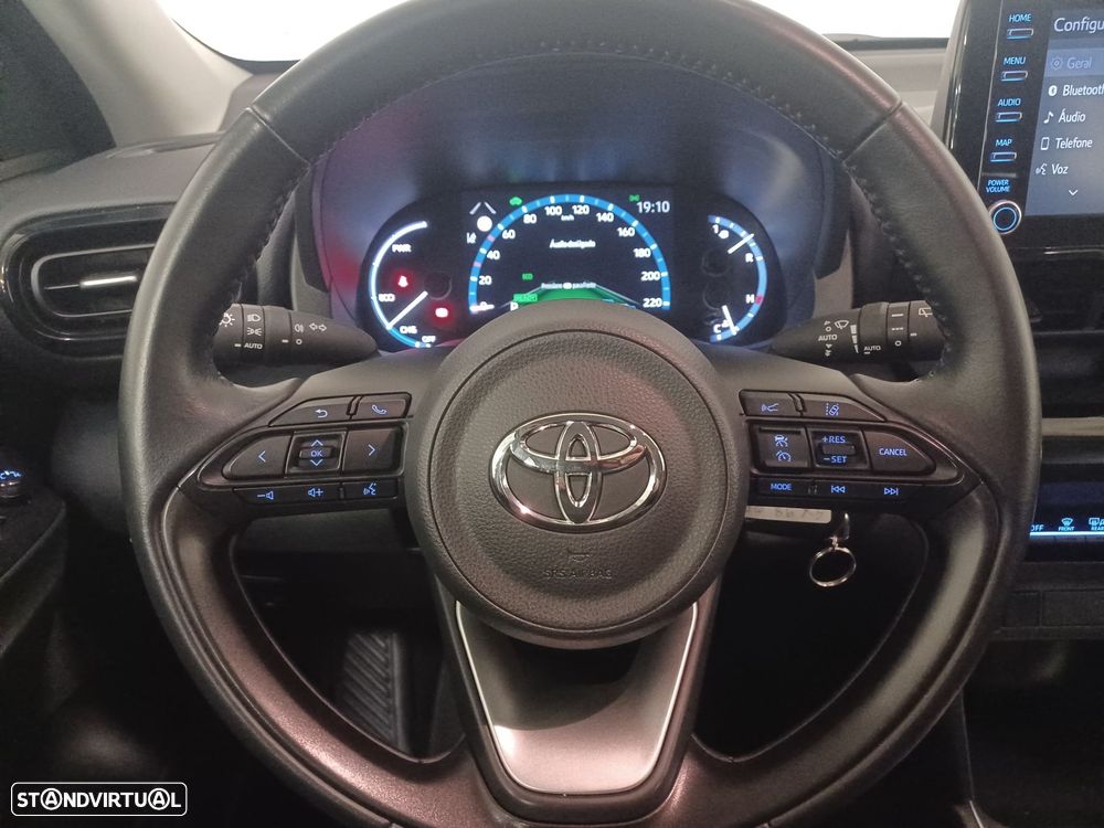 Toyota Yaris Cross 1.5 Hybrid Comfort Plus - 17
