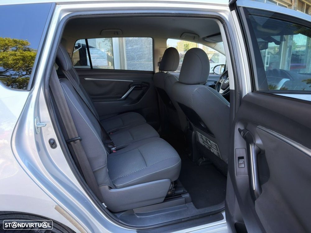 Toyota Verso 2.0 D-4D Exclusive+GPS - 16