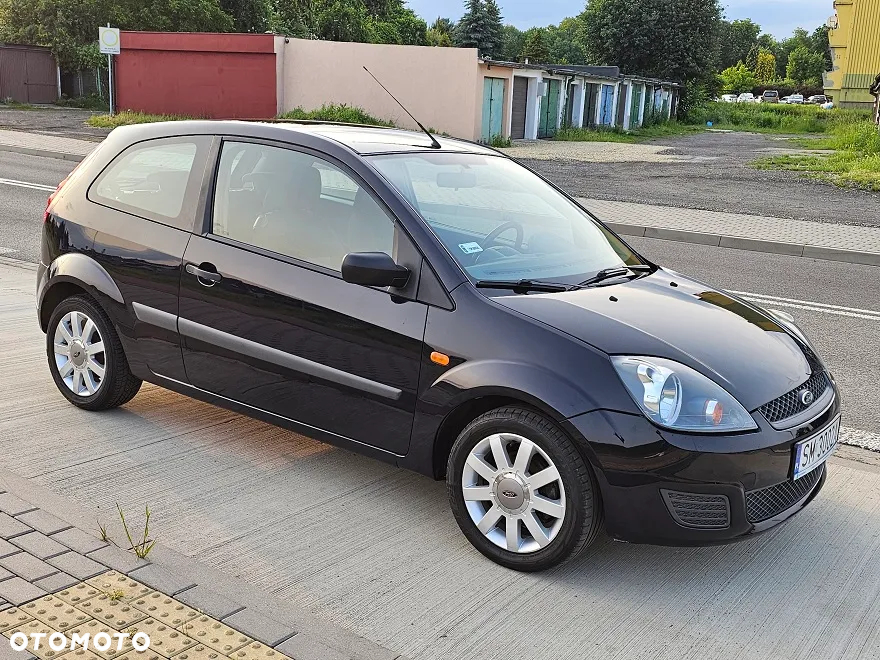Ford Fiesta 1.3 Ambiente - 7