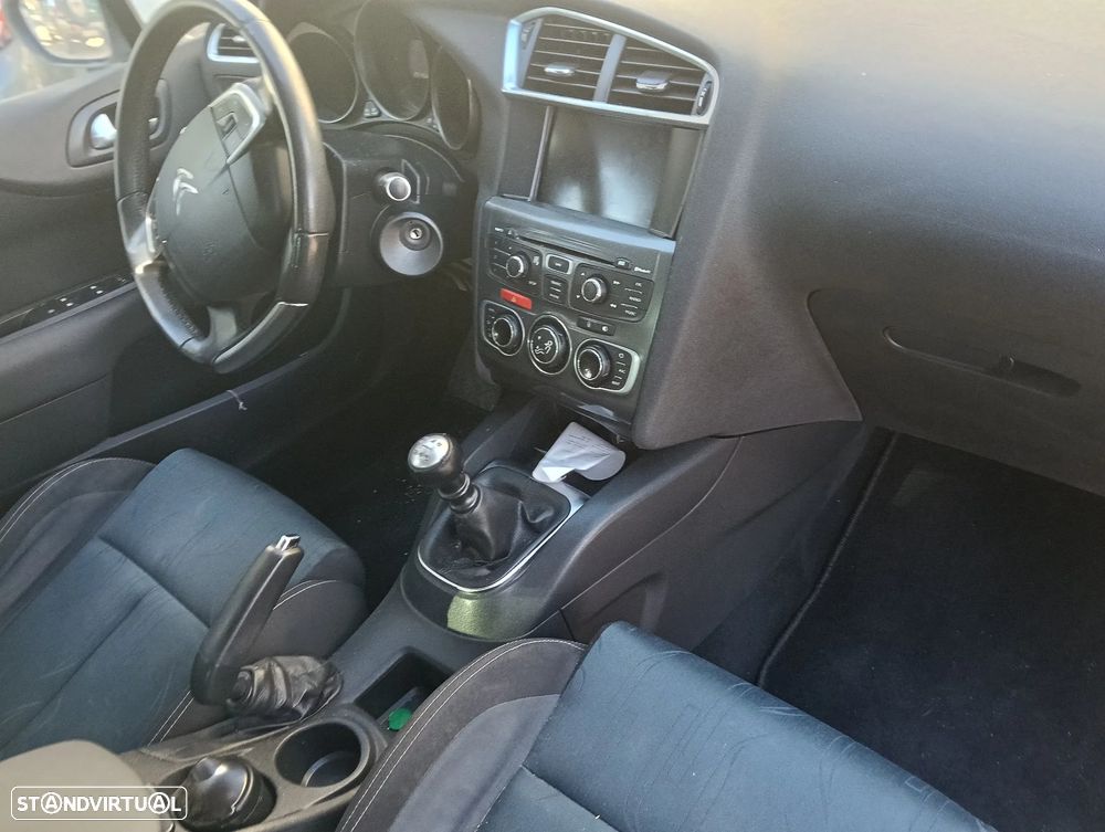 Citroën C4 e-HDi 110 Exclusive - 8