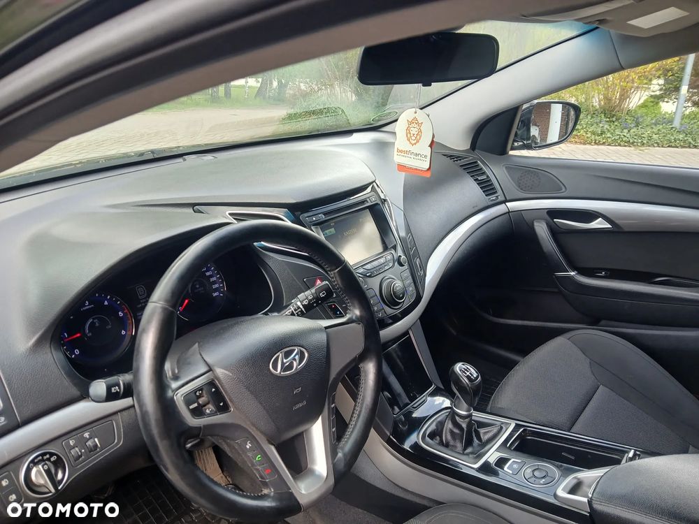 Hyundai i40 Kombi 1.7 CRDi Style - 9