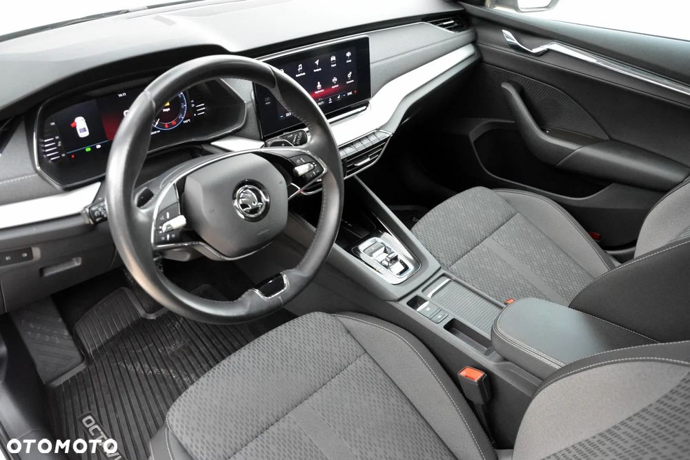 Skoda Octavia 2.0 TSI 4x4 Style DSG - 10