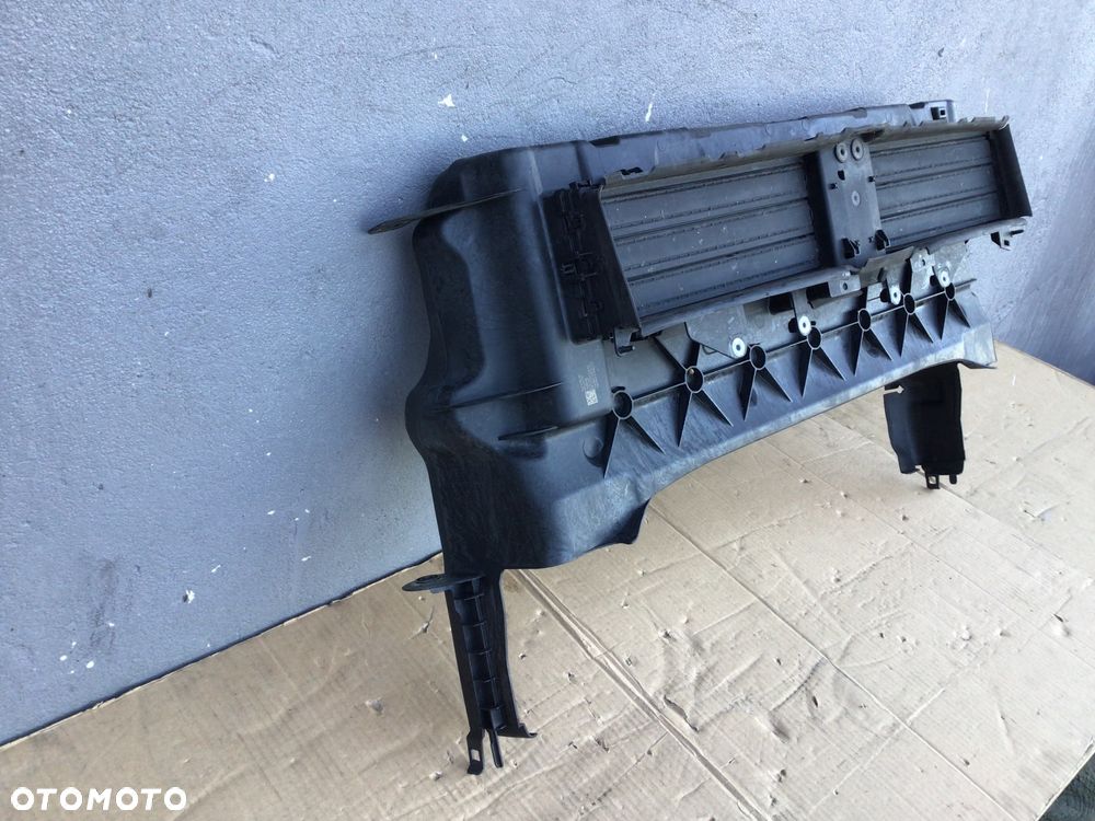 Kierownica powietrza Żaluzja BMW F40 F44 - 2