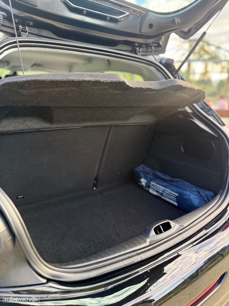 Peugeot 208 1.6 BlueHDi Allure - 16