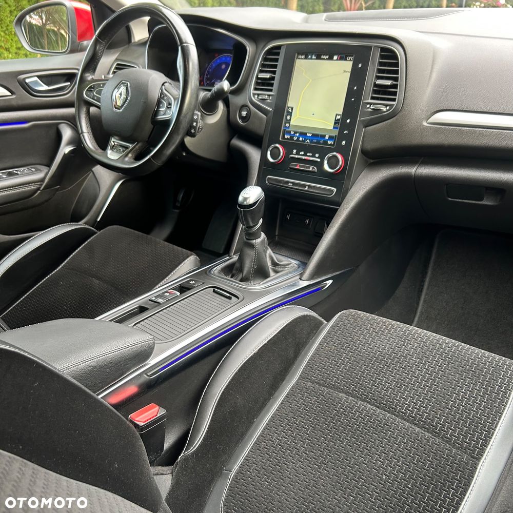 Renault Megane BLUE dCi 115 INTENS - 26
