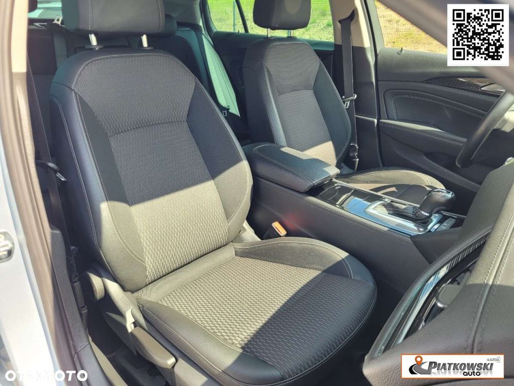 Opel Insignia - 22