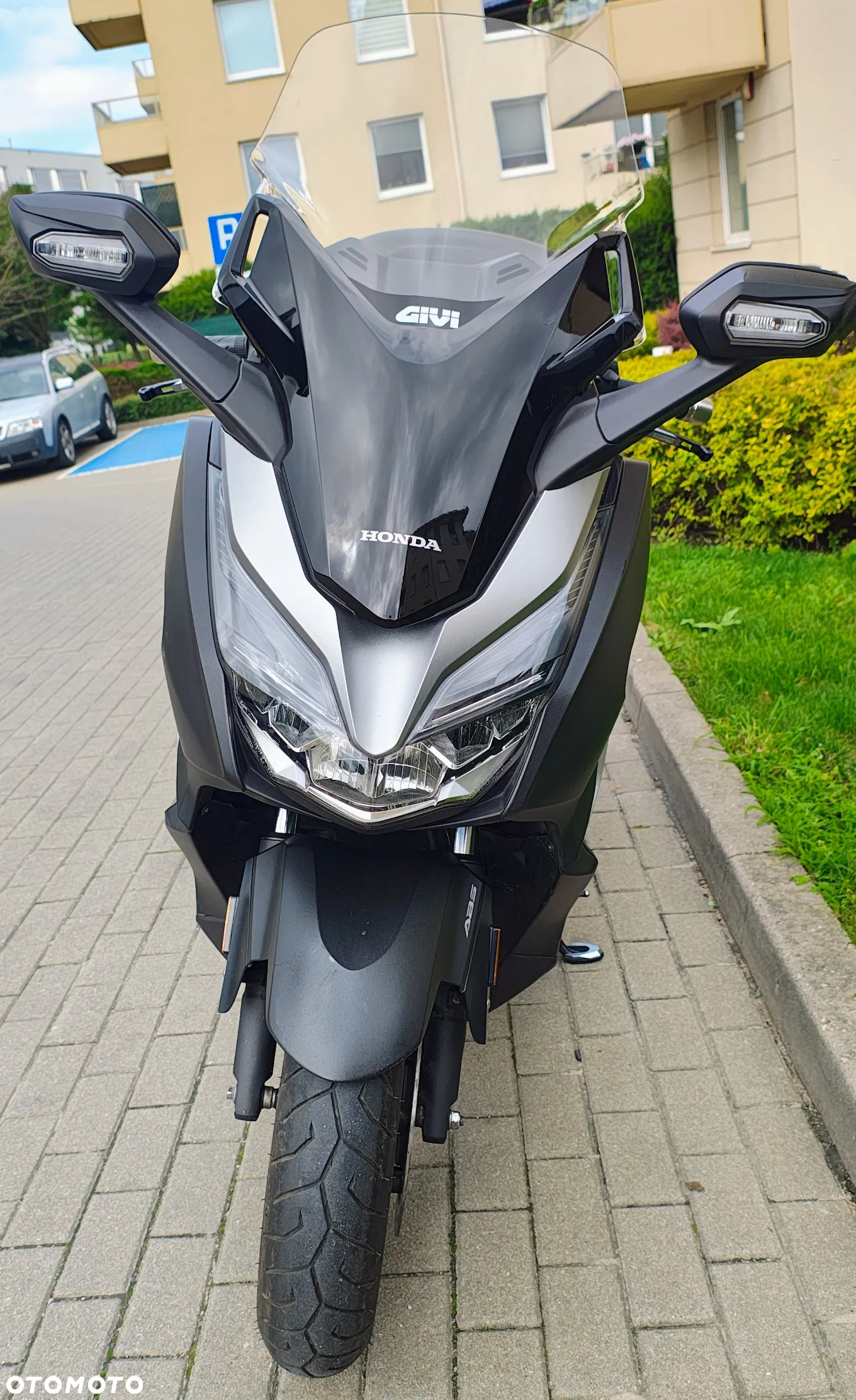 Honda NSS - 9