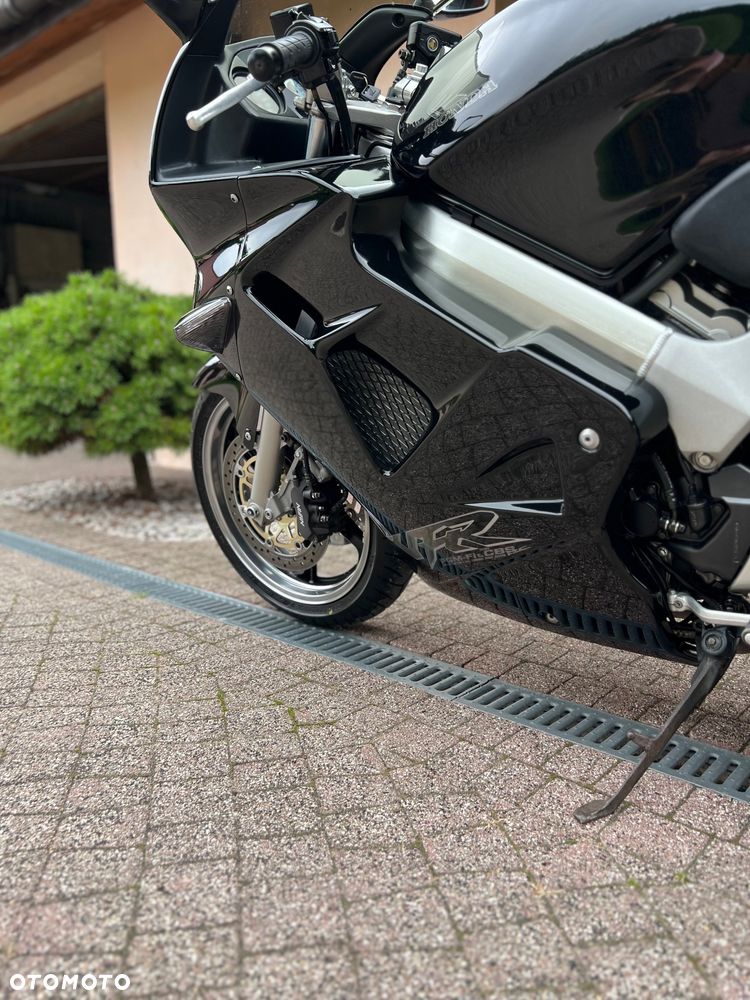 Honda VFR - 26