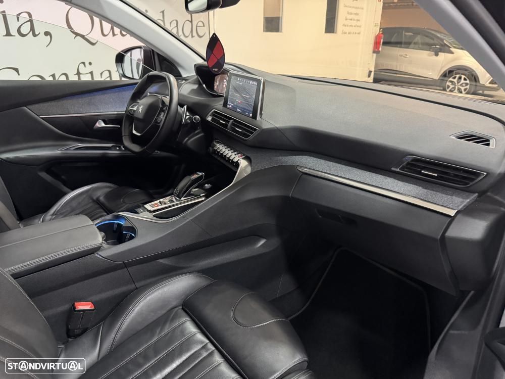 Peugeot 5008 BlueHDI 130 EAT8 Allure - 37