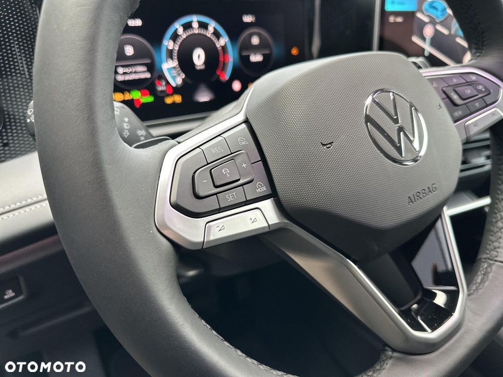 Volkswagen Tiguan - 30