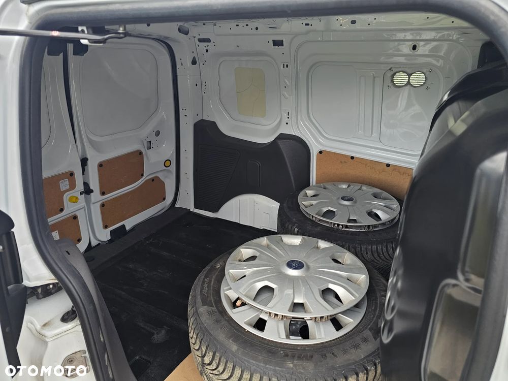 Ford Transit Connect - 9