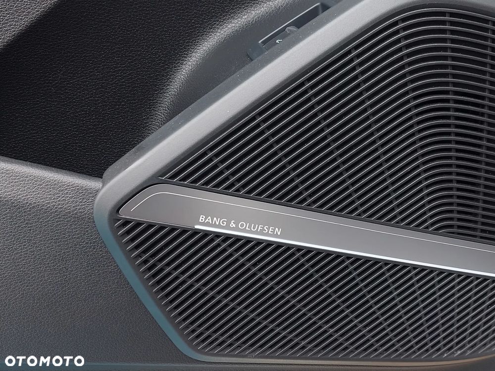 Audi Q5 Sportback - 16