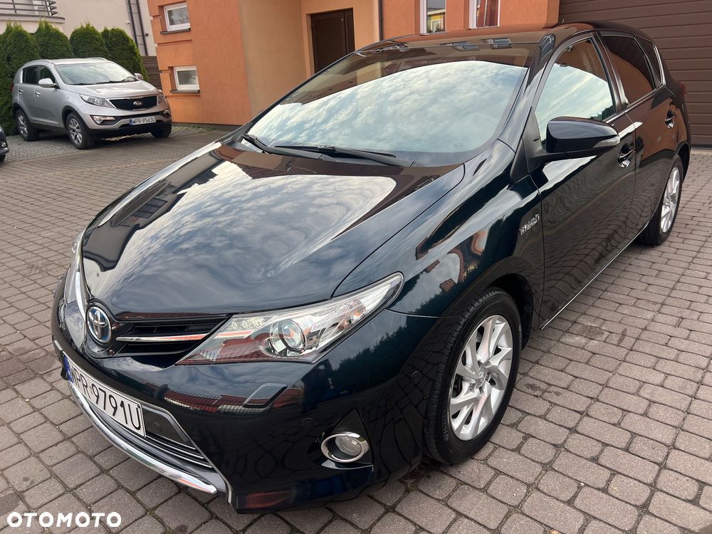 Toyota Auris 1.8 HSD Luna - 16