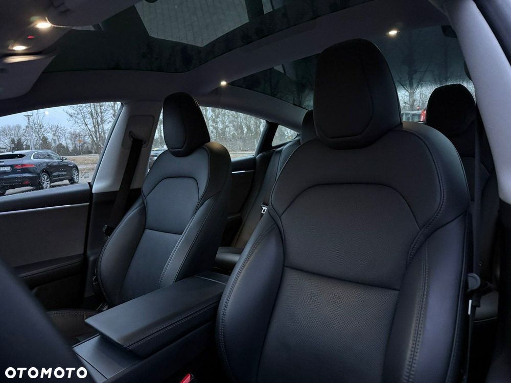 Tesla Model 3 Langstreckenbatterie RWD - 24