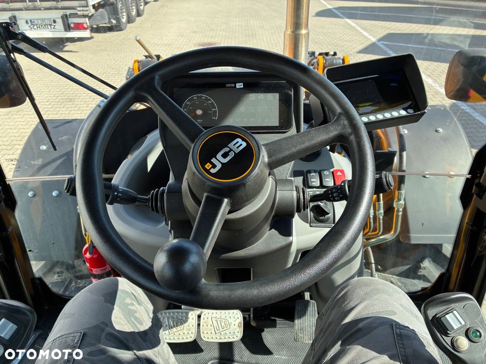 JCB 4CX PRO AEC POWERSLIDE - 11