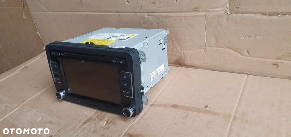 Radio radioodtwarzacz oryginał BDB KOD VW Passat B6 3C8035190 - 3