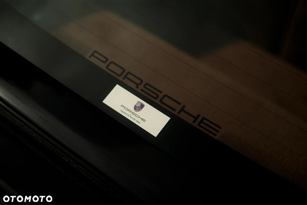 Porsche 911 - 16