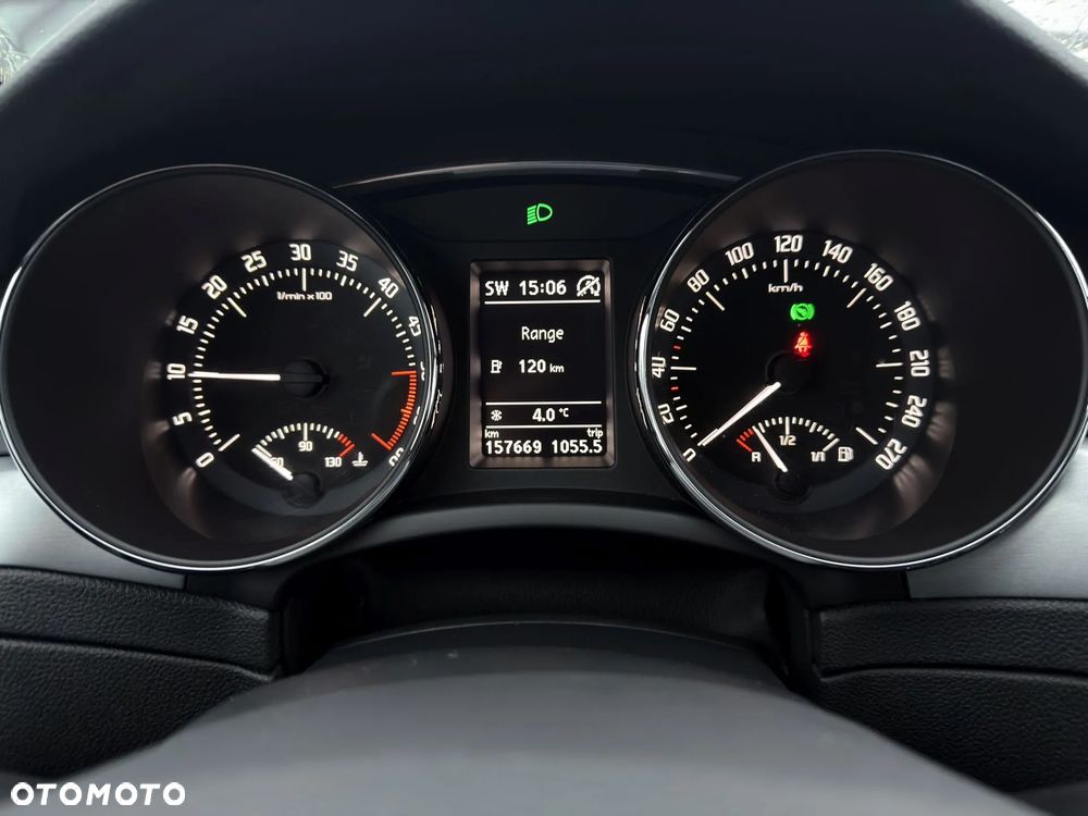 Skoda Superb 2.0 TDI Green tec 4x4 DSG Ambition - 23