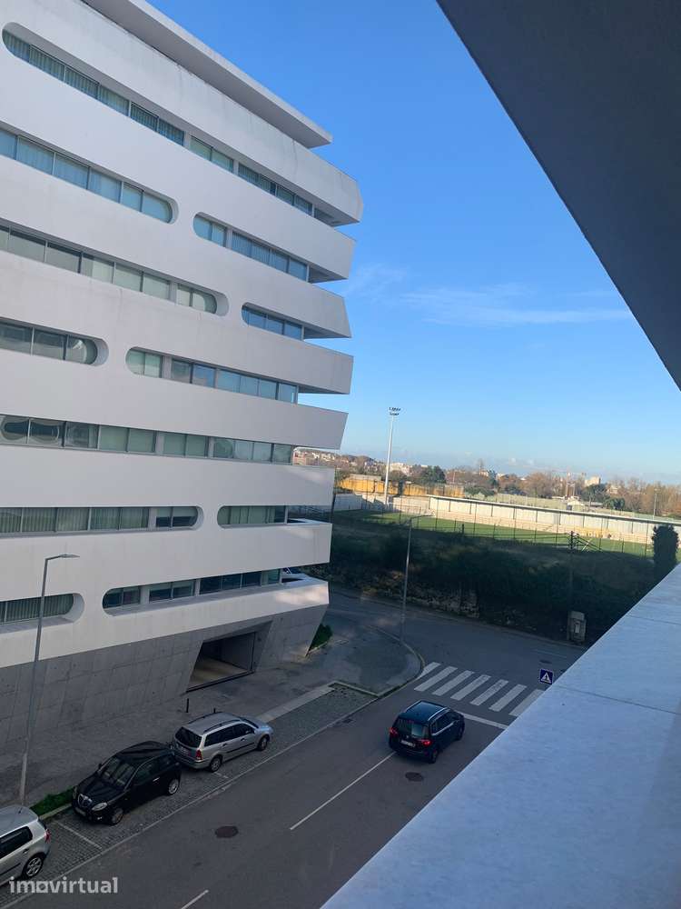 APARTAMENTO T1 C/ SUÍTE PARA ARRENDAR PARANHOS - POLO UNIVERSITÁRIO - Grande imagem: 2/12