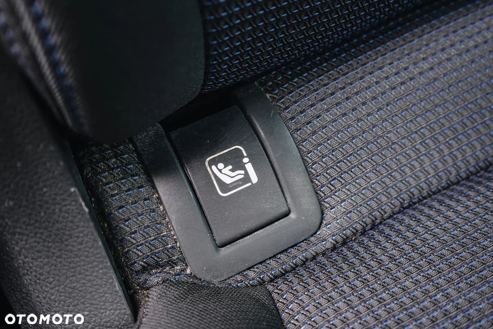 Hyundai Tucson blue 1.7 CRDi 2WD Intro Edition - 31