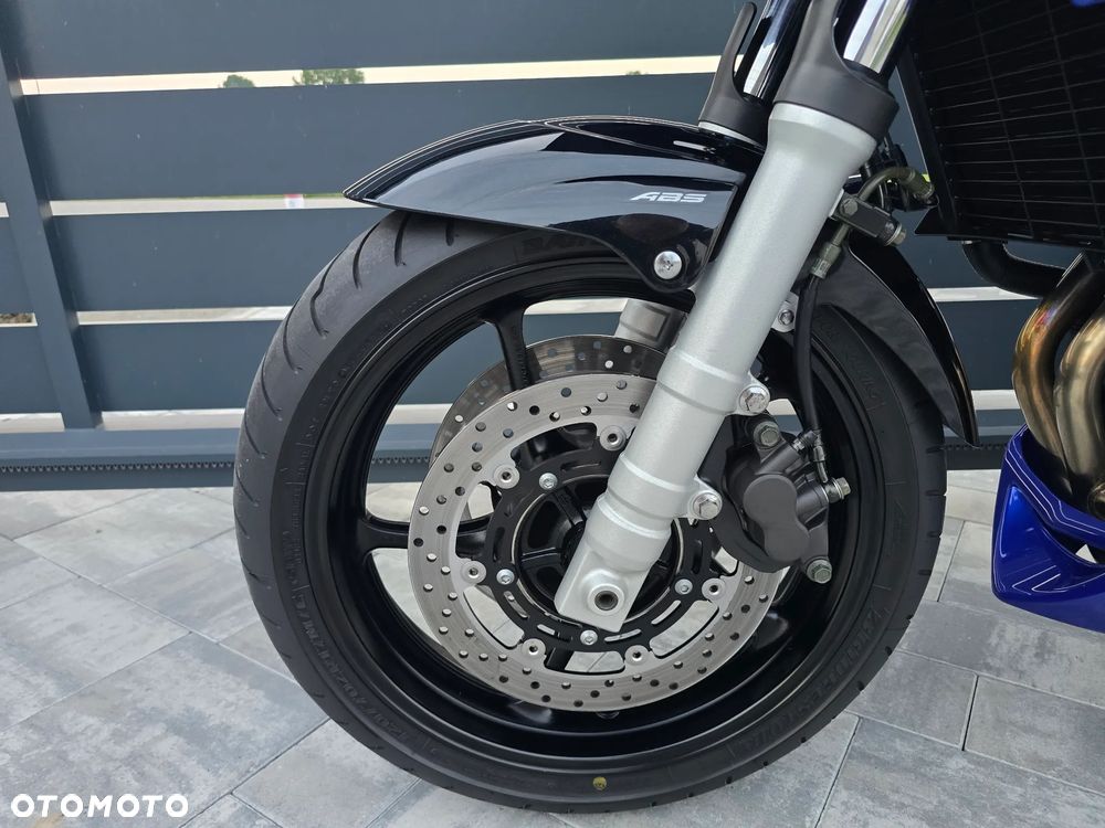 Yamaha FZ6 - 21