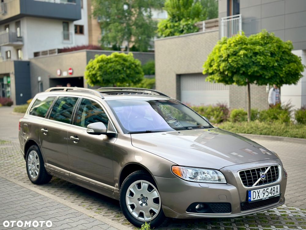Volvo V70 D5 Summum - 5