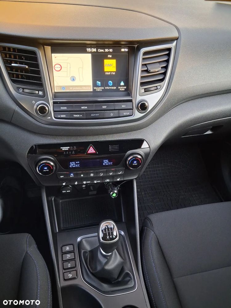 Hyundai Tucson 1.6 GDI BlueDrive GO 2WD - 19