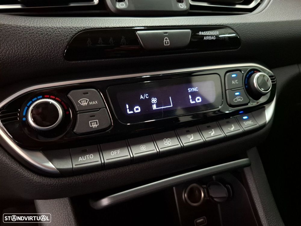 Hyundai i30 SW 1.0 T-GDi Style Plus - 19