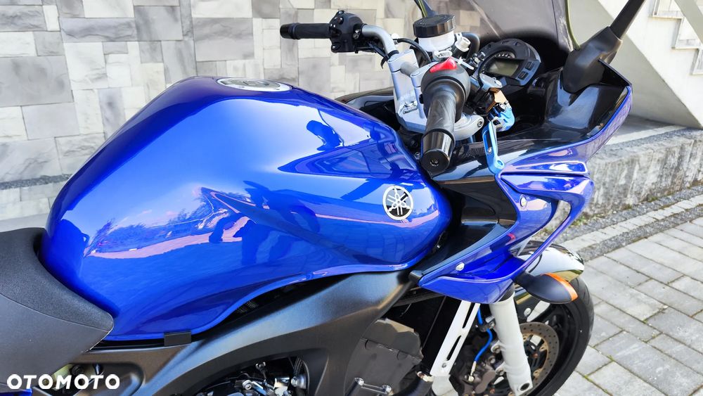 Yamaha FZ6 - 21