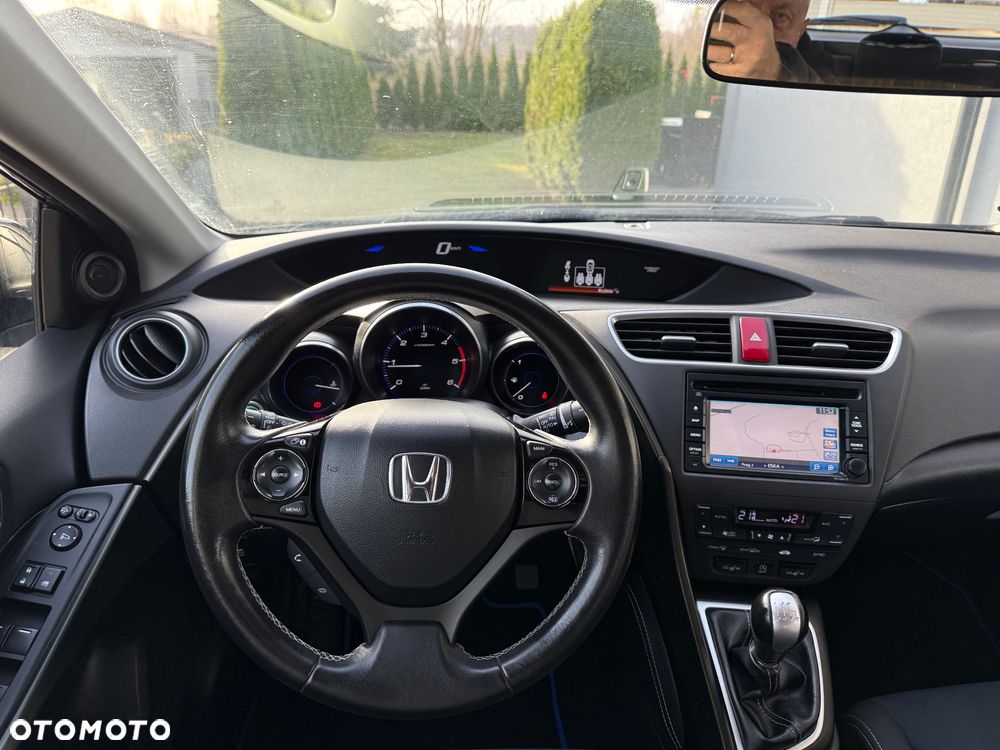 Honda Civic 1.6 i-DTEC Executive Navi - 9