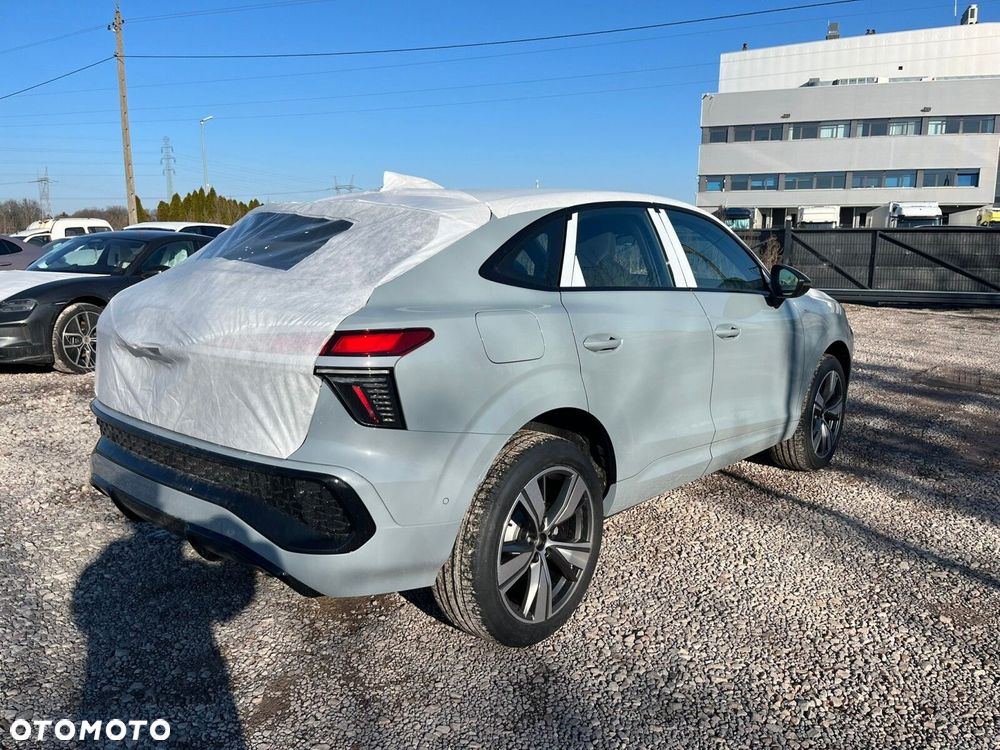 Audi Q3 Sportback - 6