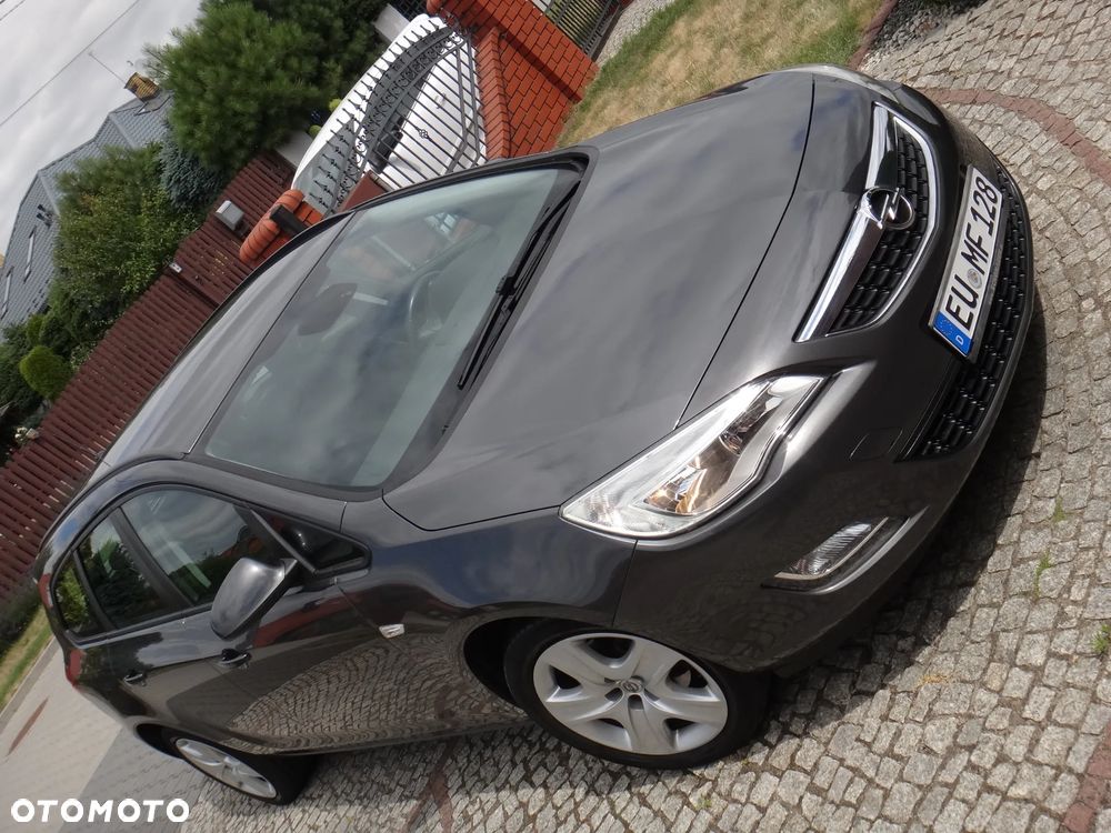 Opel Astra 1.6 Innovation - 18