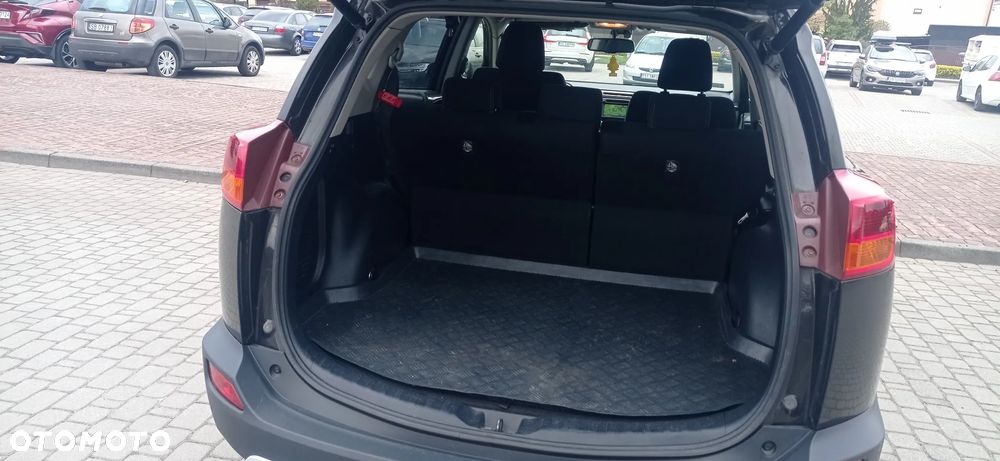 Toyota RAV4 2.0 D-4D Premium - 12