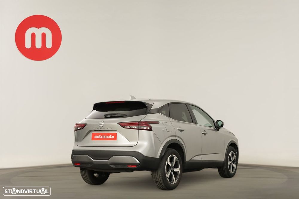 Nissan Qashqai 1.3 DIG-T N-Connecta Xtronic - 4