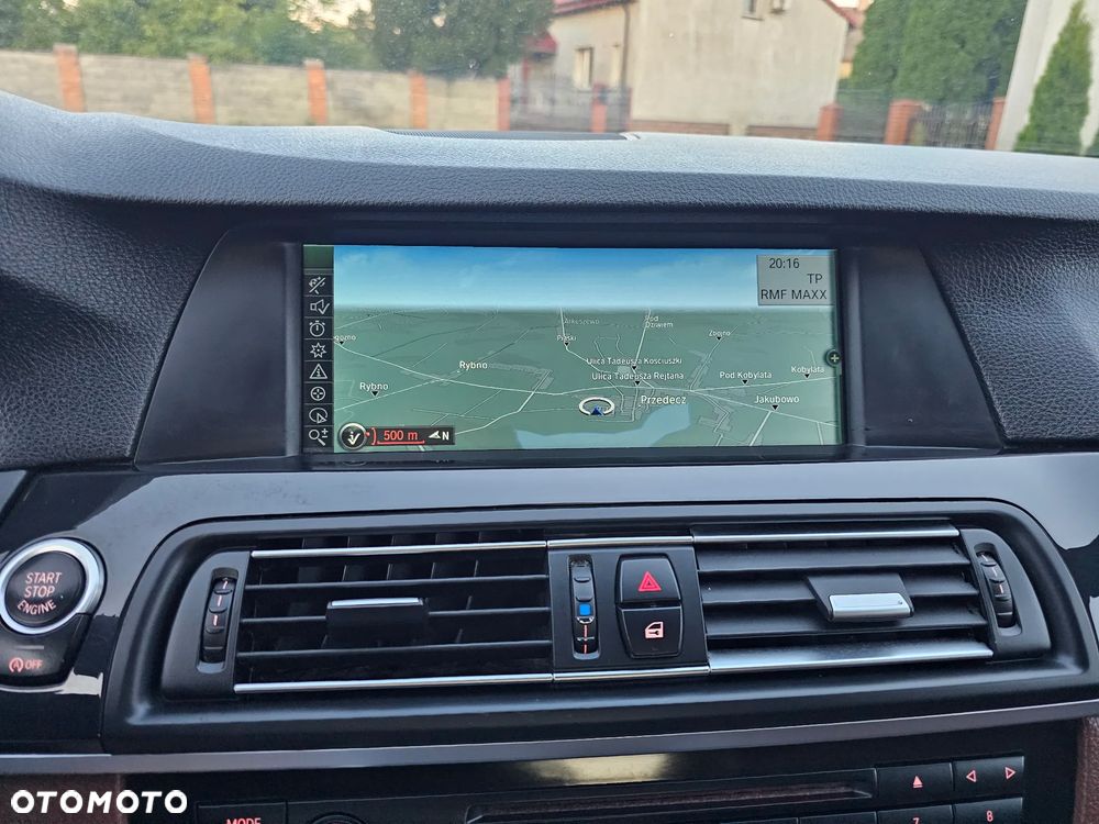 BMW Seria 5 530d Luxury Line - 33